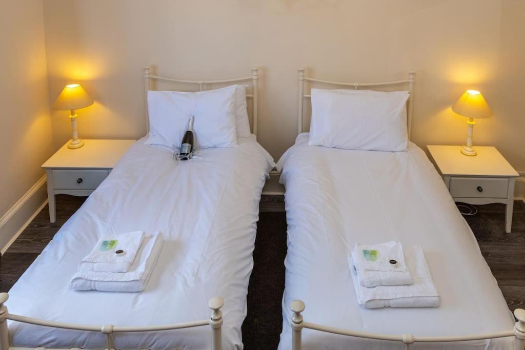 Apartment Beautiful North Bay Seaside Apartment, Free Parking And Courtyard *